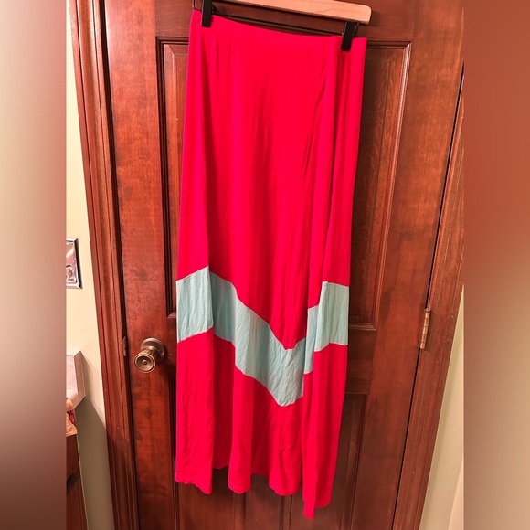 💜 CLEARANCE CONTEMPORARY STYLE Studio Rayon blend elastic waist maxi skirt. SZ L - Picture 4 of 8